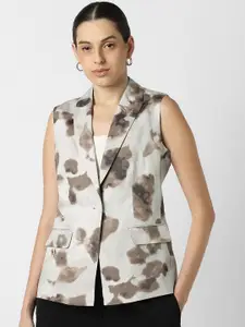 Van Heusen Woman Printed Single Breasted Blazer
