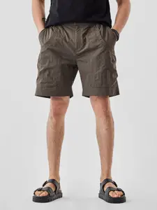 Snitch Men Loose Fit Shorts