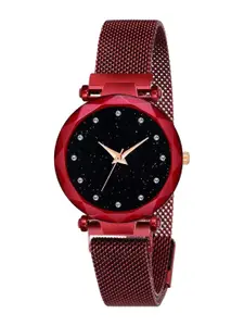 THE SHOPOHOLIC Women Bracelet Style Straps Analogue Watch Red-12