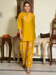 DISHWA FASHION Floral Printed Pure Silk Mandarin Collar Top with Trousers Co-Ords