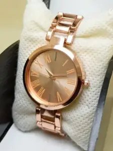 THE SHOPOHOLIC Women Stainless Steel Bracelet Style Straps Analogue Watch Merable Coper