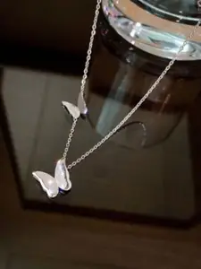 Estailo fashion Silver-Plated Artificial Stone Butterfly Necklace