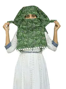 SWITCHON Women Checked Scarf