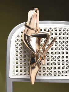 JM Looks Women Pointed Toe Ethnic Block Pumps