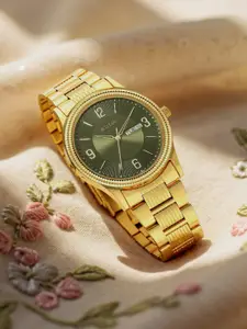 Titan Men Green Embellished Dial & Gold Toned Stainless Steel Straps Analogue Watch 1650YM08