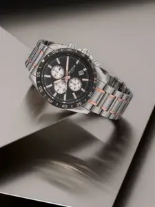 Titan Men Black Analogue Watch 90106KM02