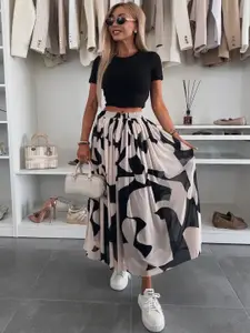 Outzidr Women Abstract Printed Pleated Flowy Flared Maxi Skirt