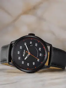 Titan Men Dial & Leather Straps Analogue Watch 1805NL07