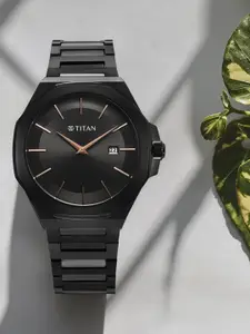 Titan Men Brass Dial & Stainless Steel Bracelet Style Straps Analogue Watch 90167NM01