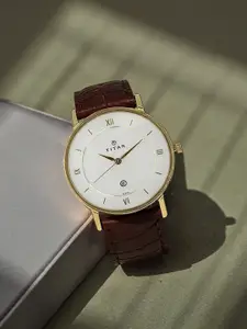 Titan Men White Dial Watch 9162YL01