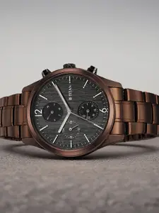 Titan Men Classique Bracelet Style Analogue Watch 1805KM08-Black