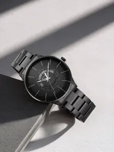 Titan Men Black Dial & Black Stainless Steel Bracelet Style Straps Analogue Watch