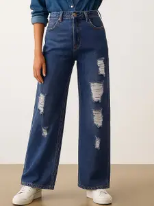 SASSAFRAS Women Straight Fit Mid-Rise Highly Distressed Light Fade Jeans