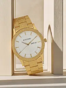 Titan Karishma Men Silver Analogue watch NL1650YM05