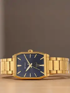 Titan Men Stainless Steel Bracelet Style Straps Analogue Watch 1876YM03