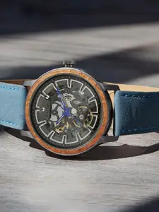 Titan Men Black Analogue Watch 1797KL02F