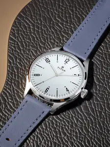 Titan Men Silver-Toned Analogue Leather Watch 1802SL02