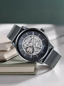 Titan Men Blue Patterned Dial & Stainless Steel Bracelet Style Straps Analogue Watch 90110QM01