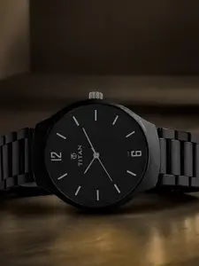 Titan Ceramics Men Black Analogue watch NL90014KC01
