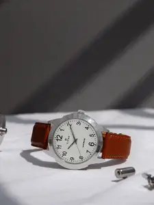 Titan Men White Dial Watch 1585SL07