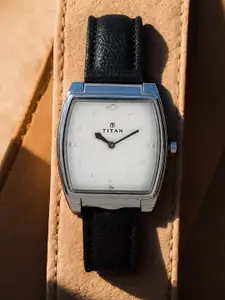 Titan Men Silver-Toned Dial & Black Leather Tactile Braille Analogue Watch NB1854SL01