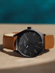 Titan Men Black Brass Dial & Brown Leather Straps Analogue Watch 1865NL01
