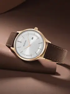 Titan Men Leather Straps Analogue Watch NR90142WL01