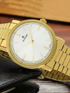 Titan Men Stainless Steel Bracelet Style Straps Analogue Watch NL1712YM01