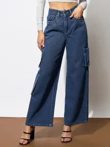 SASSAFRAS Women Cotton Straight Fit Mid-Rise Jeans