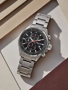 Titan Men Black Analogue Watch