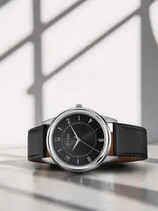 Titan Men Karishma Analogue Watch 1638SL02-Black