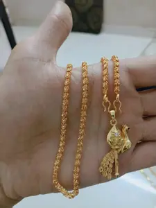 goticreation Women Gold-Plated Chain with Pendant