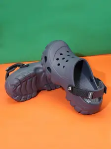 DOCTOR EXTRA SOFT Men Clog Flip-Flops