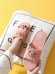 WOLVESDEN Women Embellished Sliders