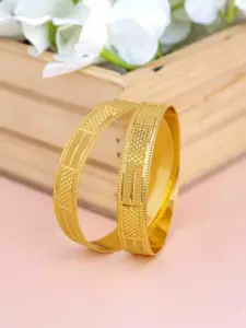 Zeraki Jewels Set Of 2 Gold Plated Varnika Bangles