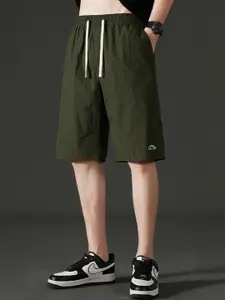 StyleCast x Revolte Men Regular Fit Mid-Rise Shorts