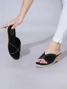 Shoetopia Women Embellished Wedge Sandals