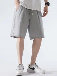 StyleCast x Revolte Men Mid Rise Relexed Fit Shorts
