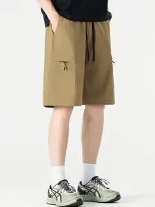 StyleCast x Revolte Men Mid-Rise Cargo Shorts