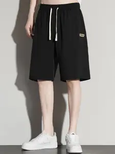 StyleCast x Revolte Men Regular Fit Mid-Rise Shorts