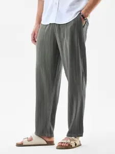 Snitch Men Grey Mid-Rise Regular Fit Trouser