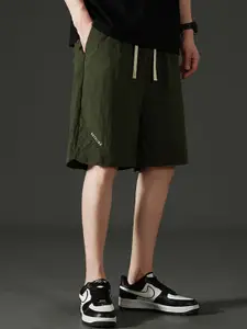 StyleCast x Revolte Men Low-Rise Outdoor Shorts