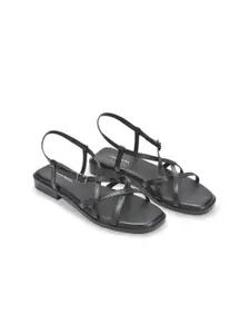 Lino Perros Women Strappy Open Toe Flats