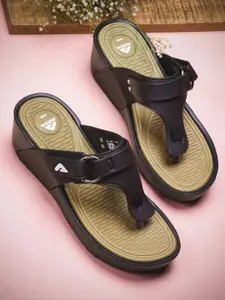 Adda Women Solid Croslite Wedge Casual Sandals