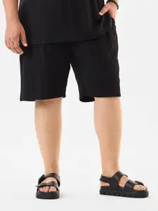 Snitch Men Textured Relaxed Fit Mid-Rise Regular Shorts