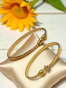 AARTISAI Set Of 2 Gold-Plated  Bangles