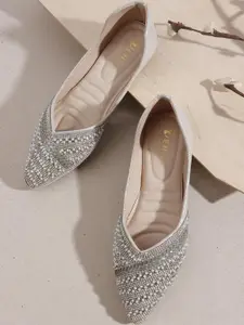 DENILL Women Gold & Silver Embellished Bellies