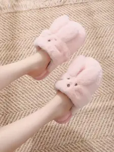 WOLVESDEN Women Room Slippers