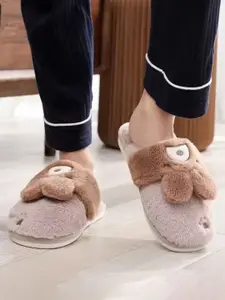 WOLVESDEN Women Room Slippers
