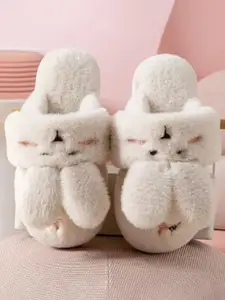 WOLVESDEN Women Room Slippers